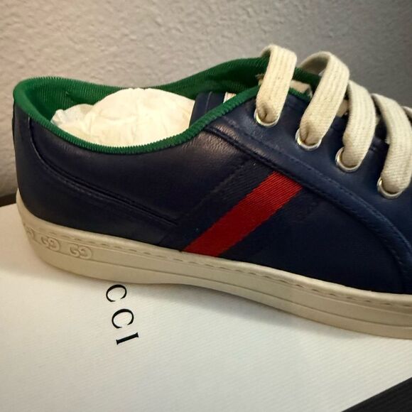 Brand new with box Gucci Kids Navy leathers sneakers size 2 - Picture 2 of 7